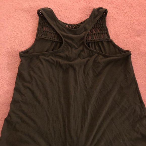 Top - Picture 4 of 6